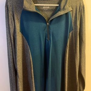 Long sleeved thin sweater